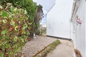 Photo 15- click for photo gallery